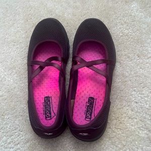 Sketchers Goga Mat Shoes-Brown